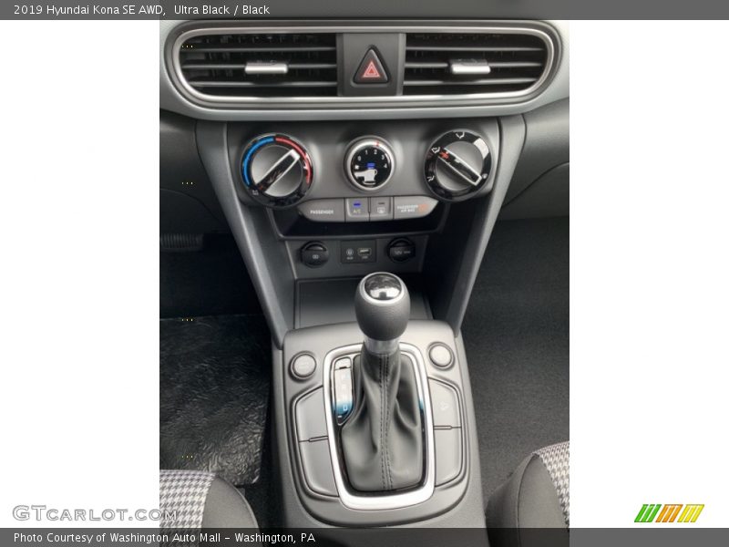 Ultra Black / Black 2019 Hyundai Kona SE AWD