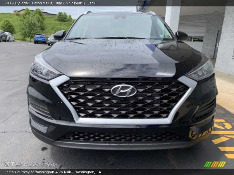 Black Noir Pearl / Black 2019 Hyundai Tucson Value