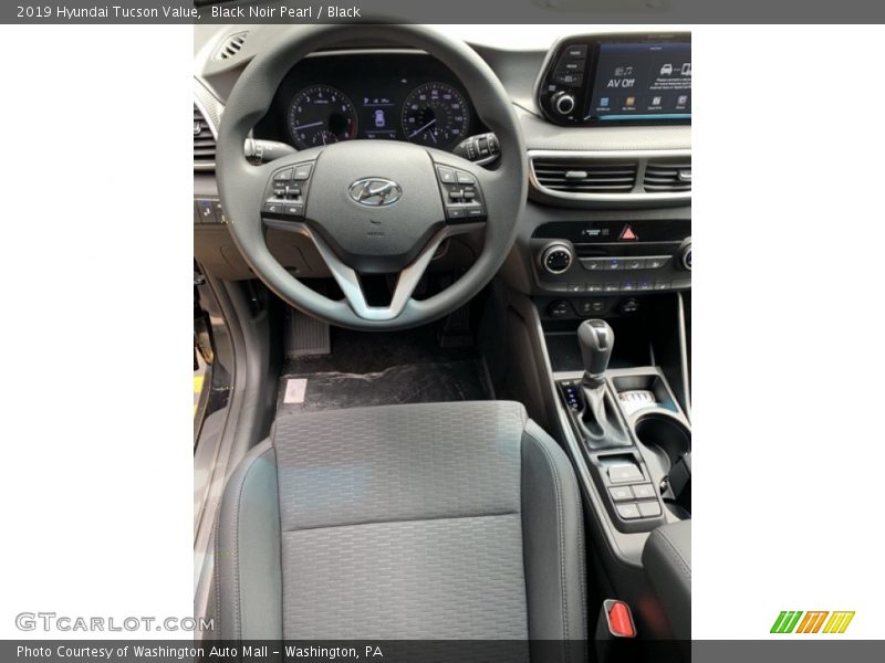 Black Noir Pearl / Black 2019 Hyundai Tucson Value