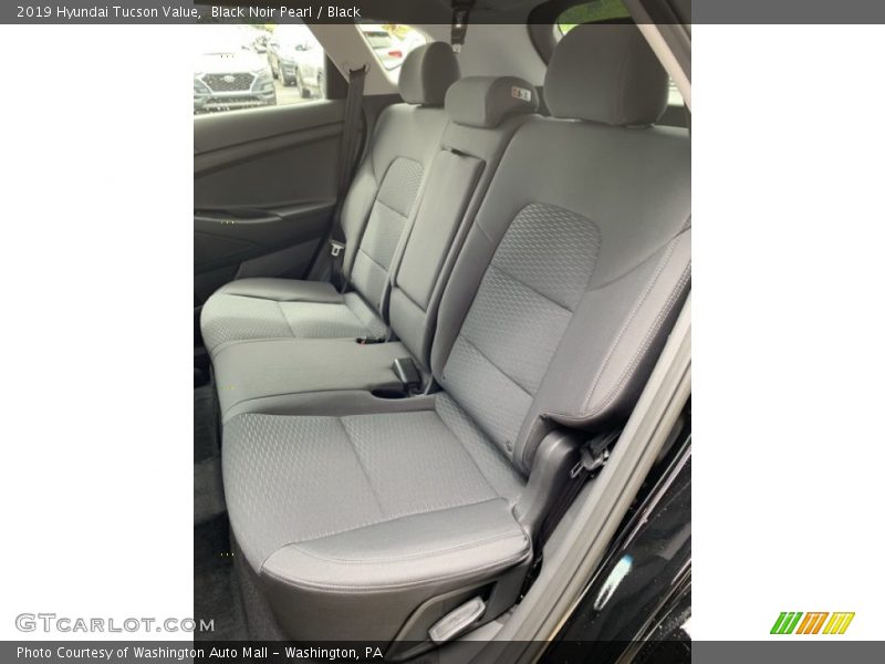 Black Noir Pearl / Black 2019 Hyundai Tucson Value