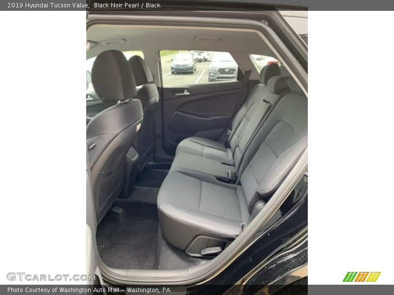 Black Noir Pearl / Black 2019 Hyundai Tucson Value