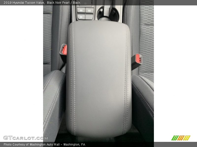 Black Noir Pearl / Black 2019 Hyundai Tucson Value