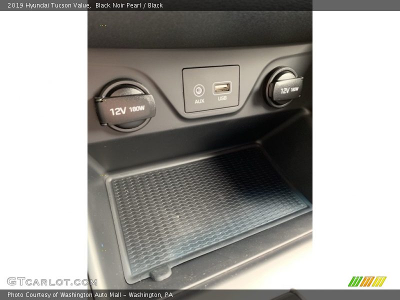 Black Noir Pearl / Black 2019 Hyundai Tucson Value