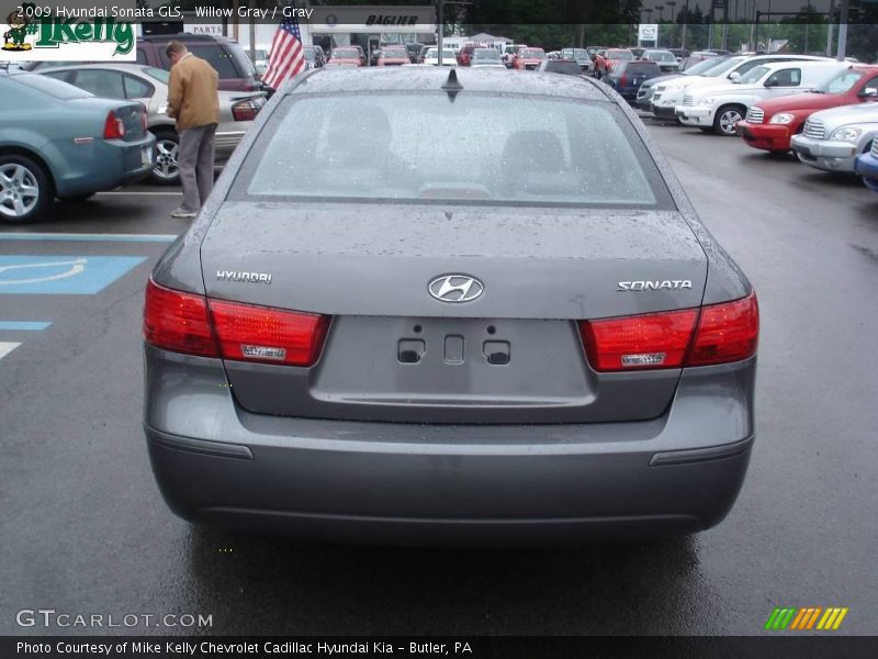 Willow Gray / Gray 2009 Hyundai Sonata GLS