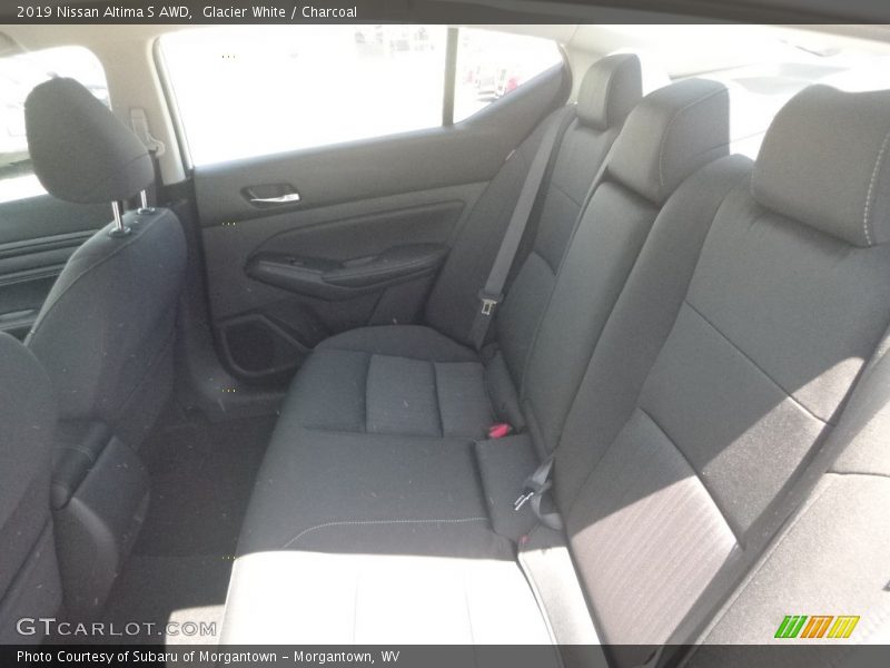 Glacier White / Charcoal 2019 Nissan Altima S AWD