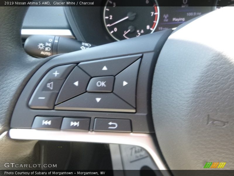 Glacier White / Charcoal 2019 Nissan Altima S AWD