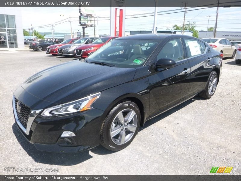 Front 3/4 View of 2019 Altima SL AWD