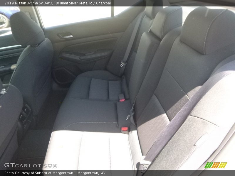 Brilliant Silver Metallic / Charcoal 2019 Nissan Altima SV AWD
