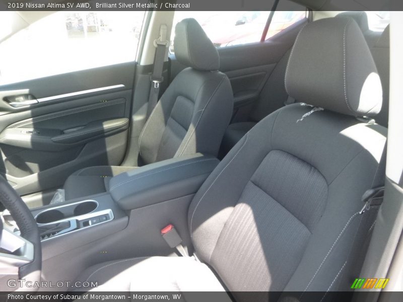 Brilliant Silver Metallic / Charcoal 2019 Nissan Altima SV AWD