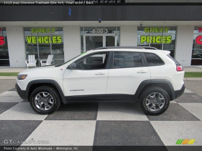 Pearl White / Black 2019 Jeep Cherokee Trailhawk Elite 4x4