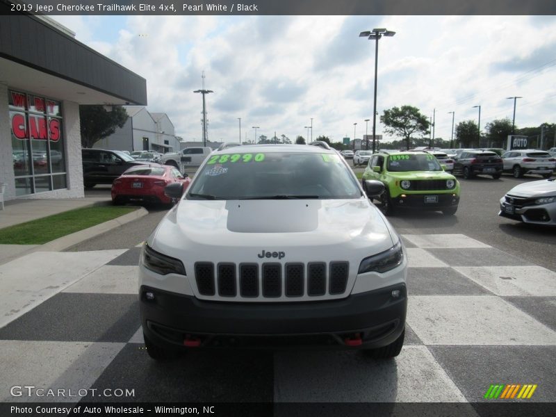 Pearl White / Black 2019 Jeep Cherokee Trailhawk Elite 4x4