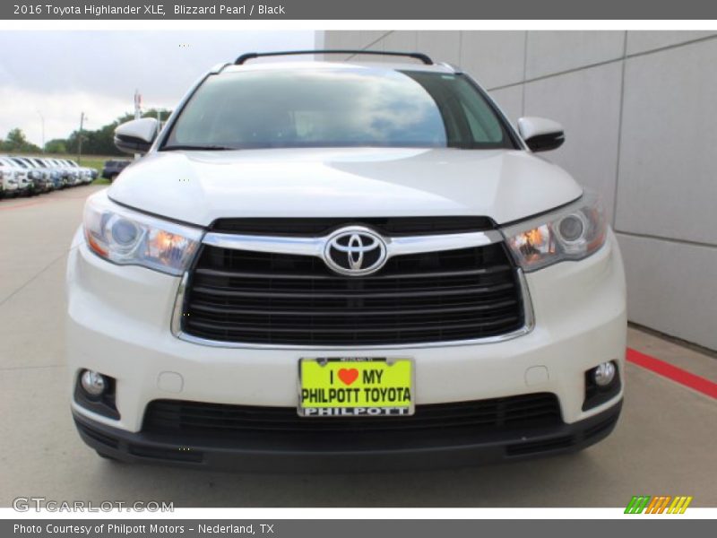 Blizzard Pearl / Black 2016 Toyota Highlander XLE