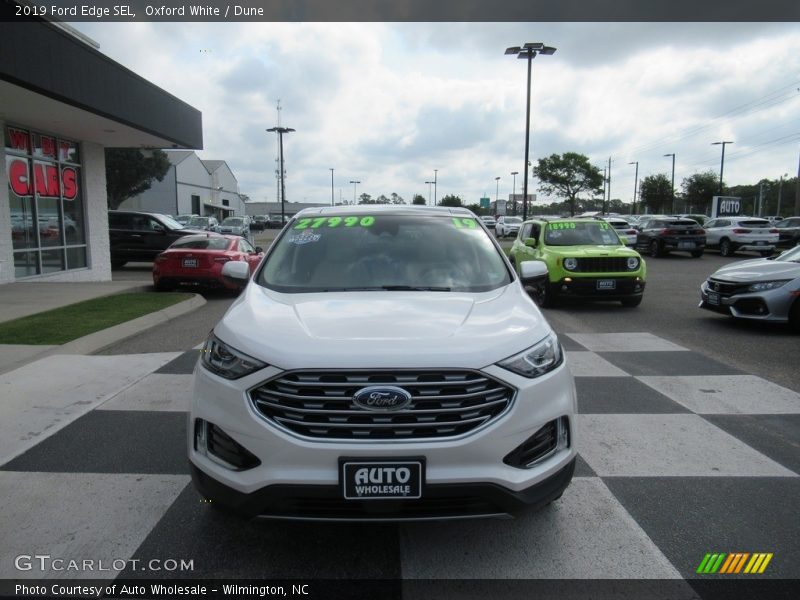Oxford White / Dune 2019 Ford Edge SEL