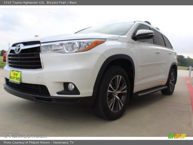 Blizzard Pearl / Black 2016 Toyota Highlander XLE