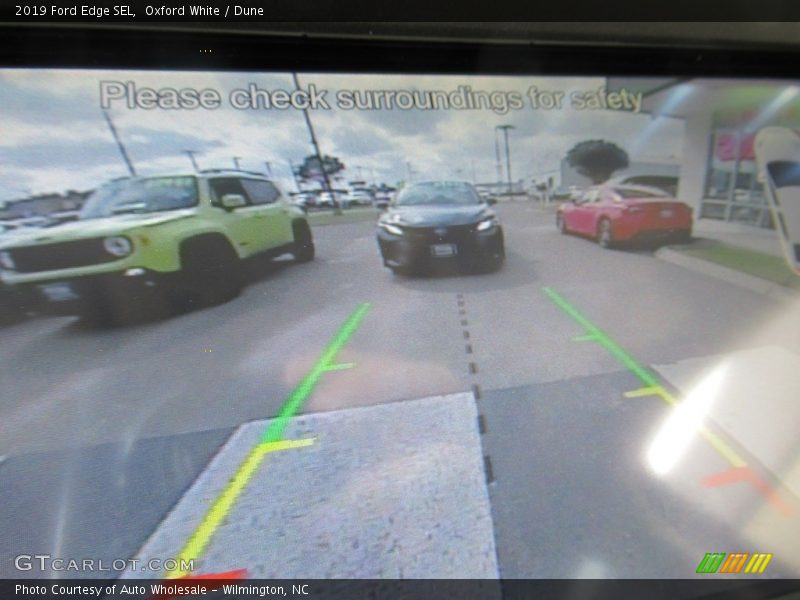 Oxford White / Dune 2019 Ford Edge SEL