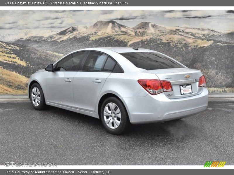 Silver Ice Metallic / Jet Black/Medium Titanium 2014 Chevrolet Cruze LS