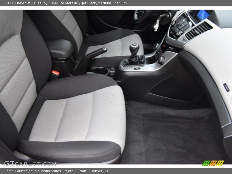 Silver Ice Metallic / Jet Black/Medium Titanium 2014 Chevrolet Cruze LS