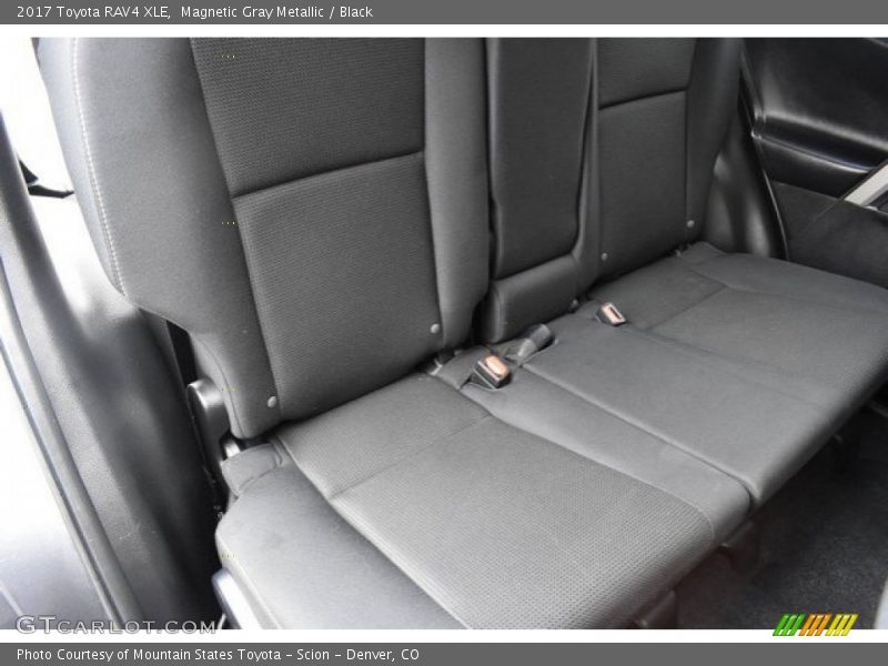 Magnetic Gray Metallic / Black 2017 Toyota RAV4 XLE