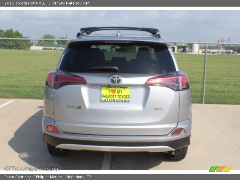 Silver Sky Metallic / Ash 2016 Toyota RAV4 XLE