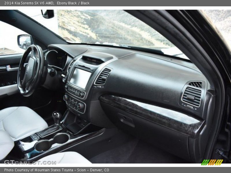 Ebony Black / Black 2014 Kia Sorento SX V6 AWD