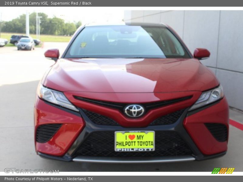 Supersonic Red / Black 2019 Toyota Camry XSE