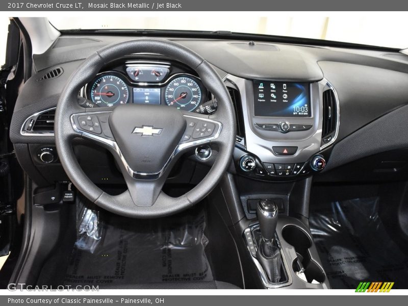 Mosaic Black Metallic / Jet Black 2017 Chevrolet Cruze LT