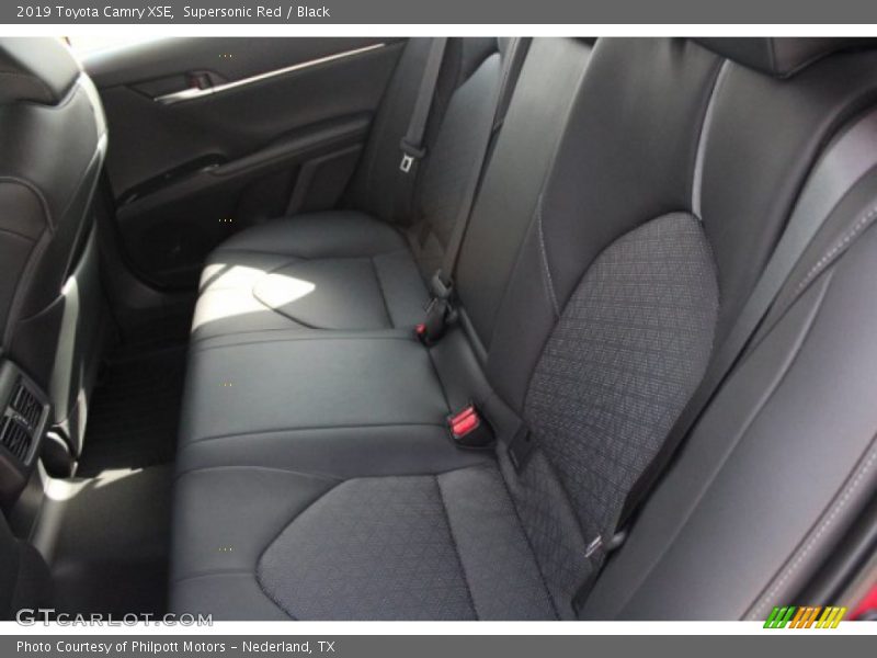 Supersonic Red / Black 2019 Toyota Camry XSE