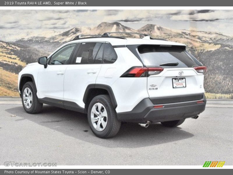 Super White / Black 2019 Toyota RAV4 LE AWD