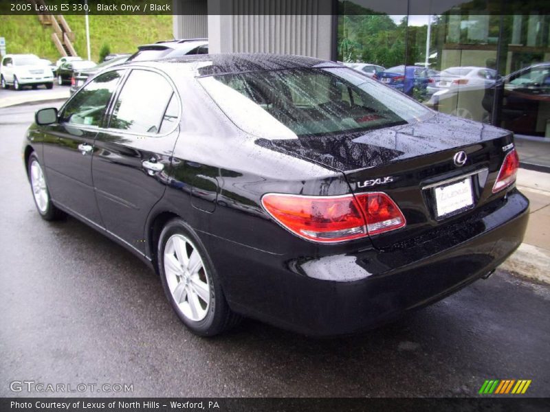 Black Onyx / Black 2005 Lexus ES 330