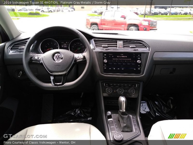 Platinum Gray Metallic / Storm Gray 2019 Volkswagen Tiguan SE 4MOTION