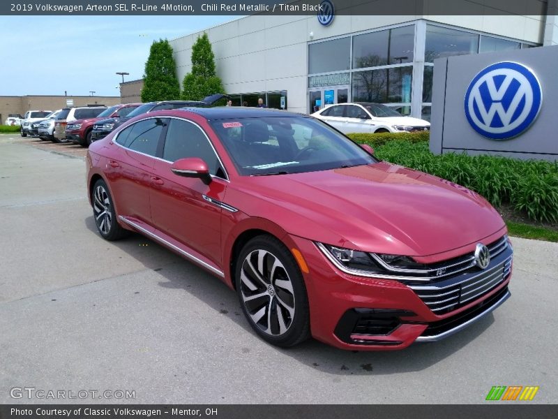 Front 3/4 View of 2019 Arteon SEL R-Line 4Motion