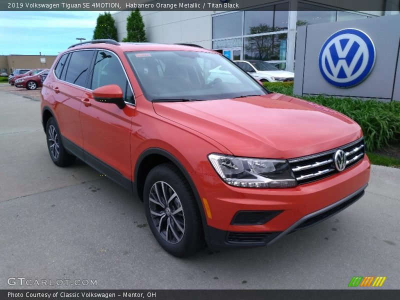 Habanero Orange Metallic / Titan Black 2019 Volkswagen Tiguan SE 4MOTION