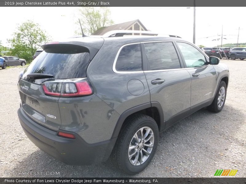 Sting-Gray / Black 2019 Jeep Cherokee Latitude Plus 4x4
