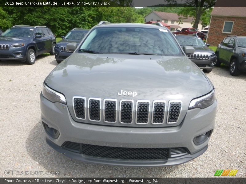 Sting-Gray / Black 2019 Jeep Cherokee Latitude Plus 4x4