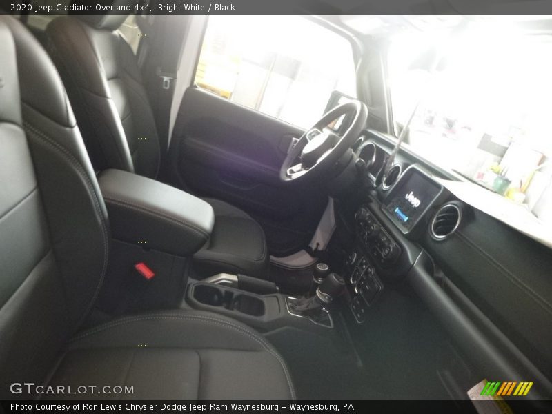 Bright White / Black 2020 Jeep Gladiator Overland 4x4
