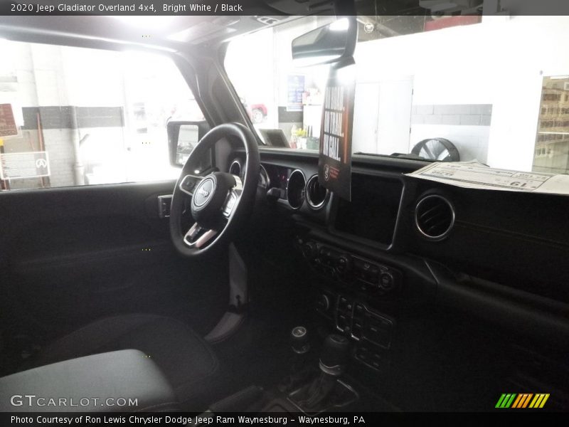 Bright White / Black 2020 Jeep Gladiator Overland 4x4
