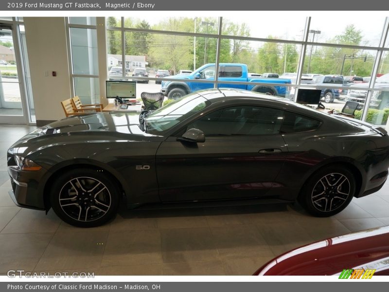 Magnetic / Ebony 2019 Ford Mustang GT Fastback