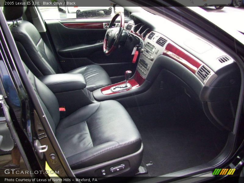 Black Onyx / Black 2005 Lexus ES 330