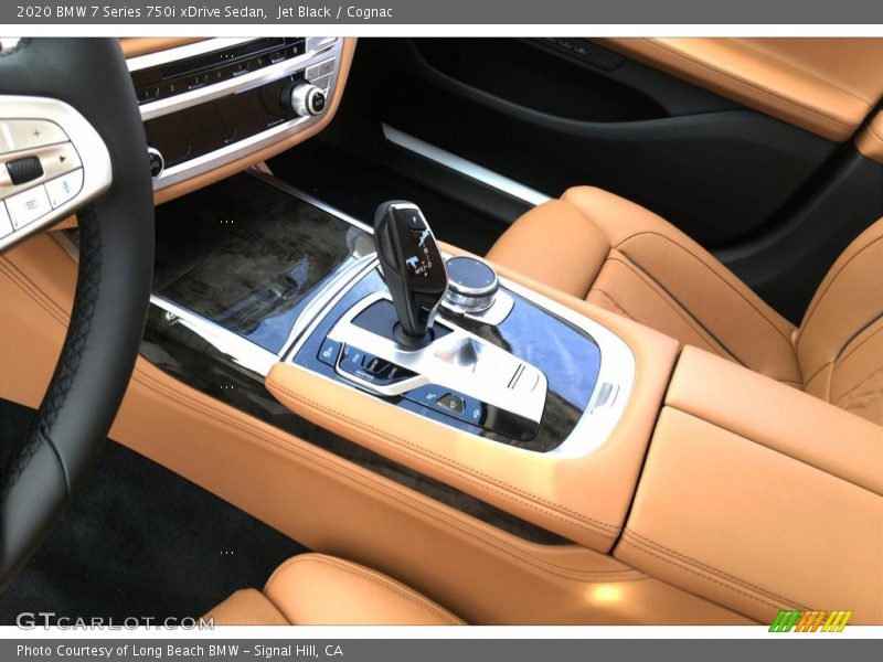  2020 7 Series 750i xDrive Sedan 8 Speed Automatic Shifter
