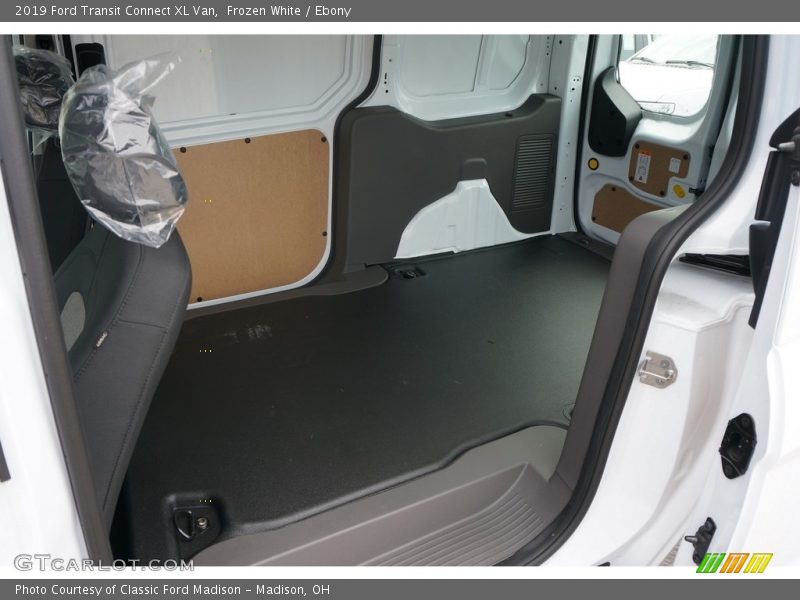 Frozen White / Ebony 2019 Ford Transit Connect XL Van