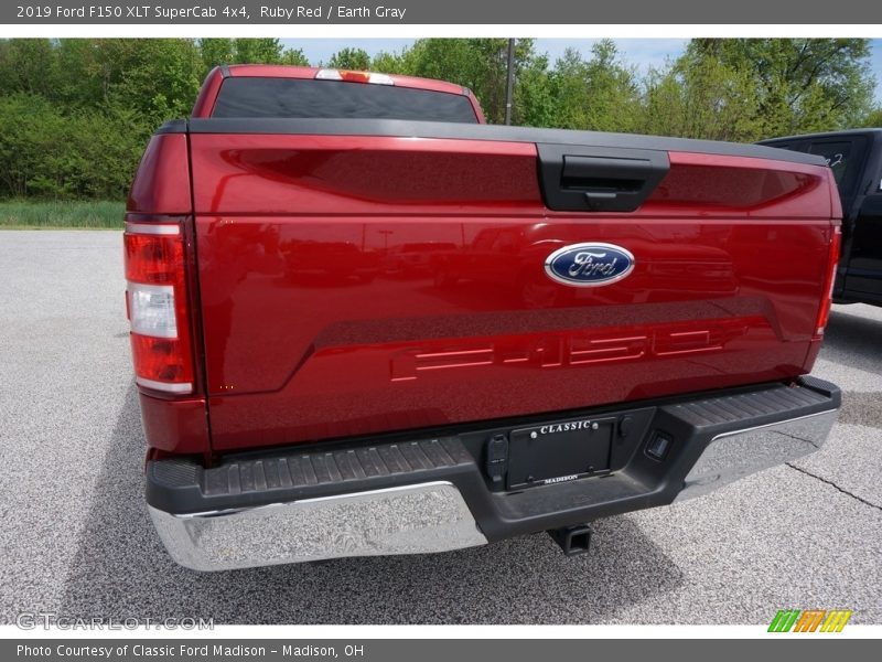Ruby Red / Earth Gray 2019 Ford F150 XLT SuperCab 4x4