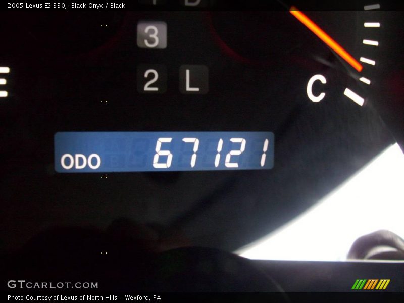 Black Onyx / Black 2005 Lexus ES 330