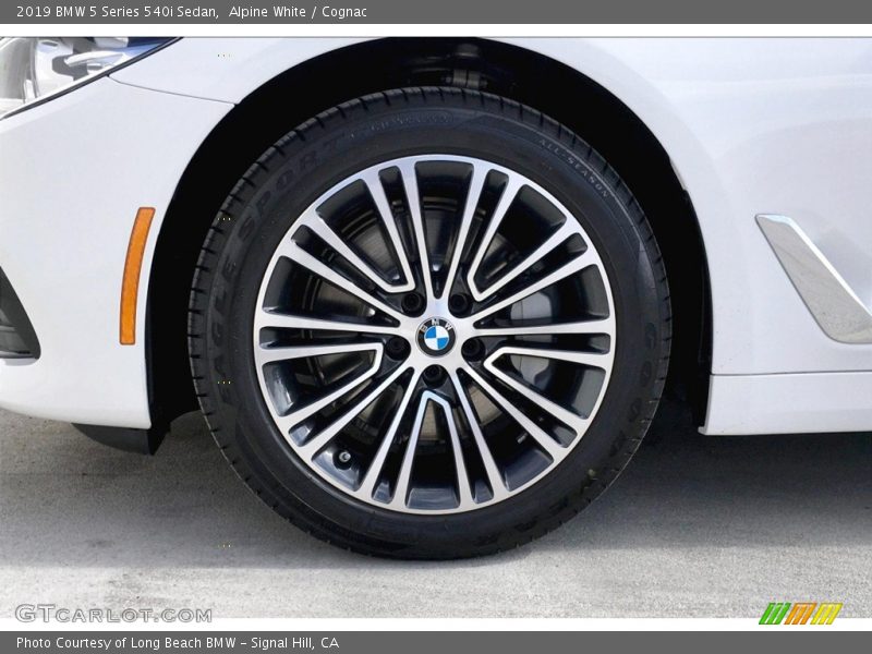 Alpine White / Cognac 2019 BMW 5 Series 540i Sedan