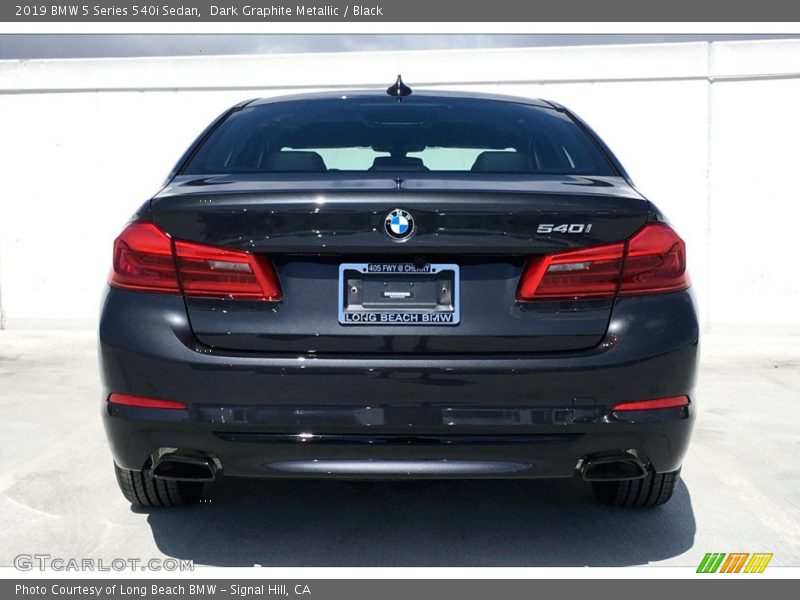 Dark Graphite Metallic / Black 2019 BMW 5 Series 540i Sedan