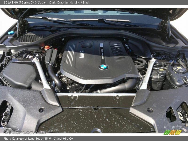 Dark Graphite Metallic / Black 2019 BMW 5 Series 540i Sedan