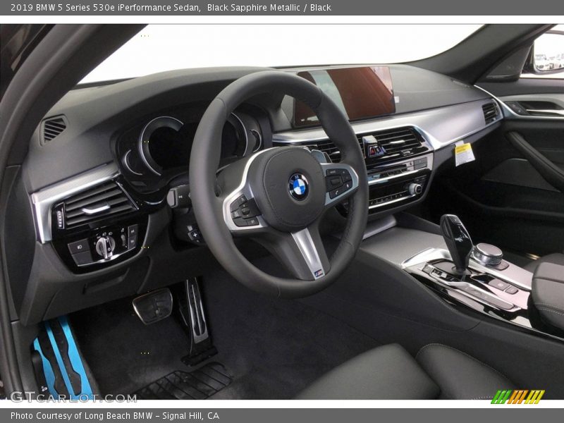 Black Sapphire Metallic / Black 2019 BMW 5 Series 530e iPerformance Sedan