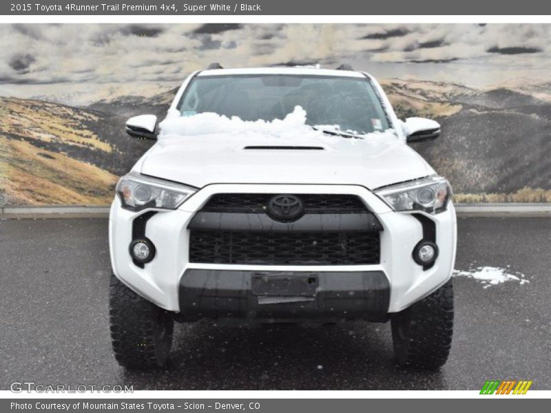 Super White / Black 2015 Toyota 4Runner Trail Premium 4x4