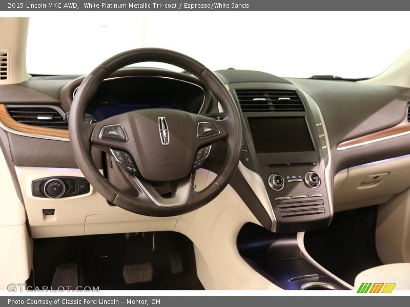 White Platinum Metallic Tri-coat / Espresso/White Sands 2015 Lincoln MKC AWD