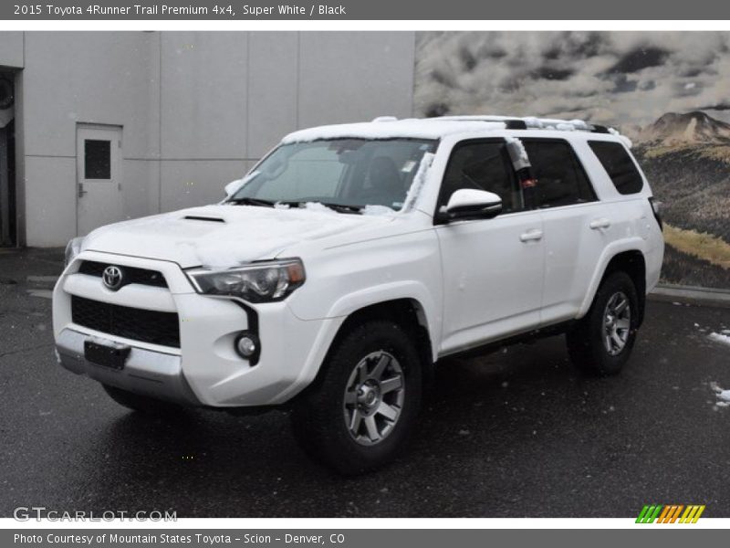 Super White / Black 2015 Toyota 4Runner Trail Premium 4x4