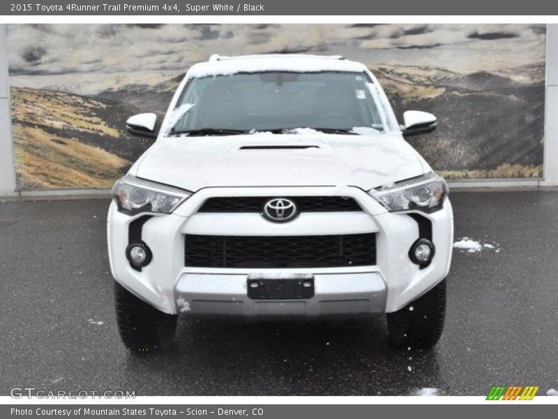 Super White / Black 2015 Toyota 4Runner Trail Premium 4x4